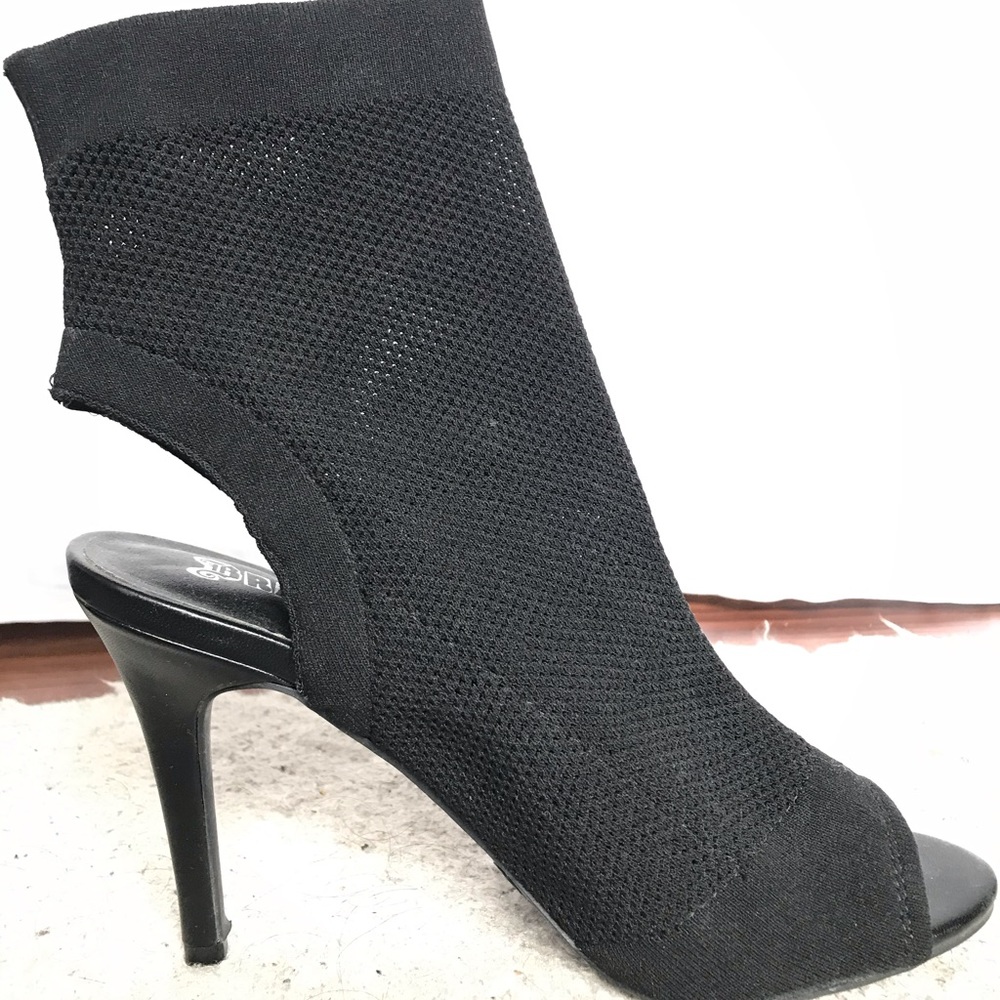 Black mesh ankle boot heels